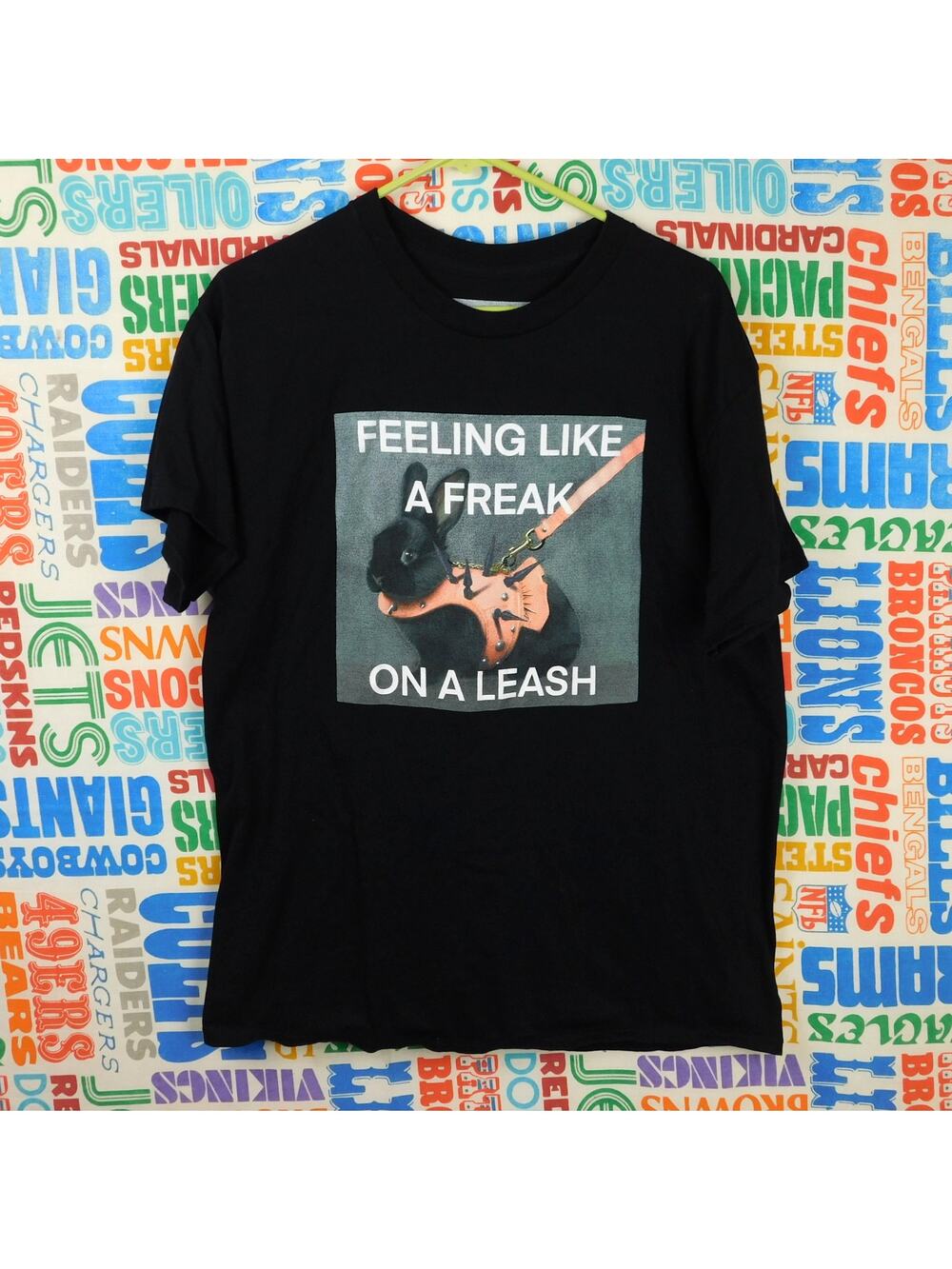Teen Hearts Freak On A Leash Bunny Graphic T Shirt Size L Black Korn
